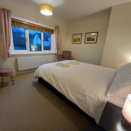 Grange Croft Villa Ben Rhydding Екстериор снимка