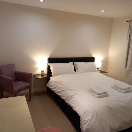 Grange Croft Villa Ben Rhydding Екстериор снимка