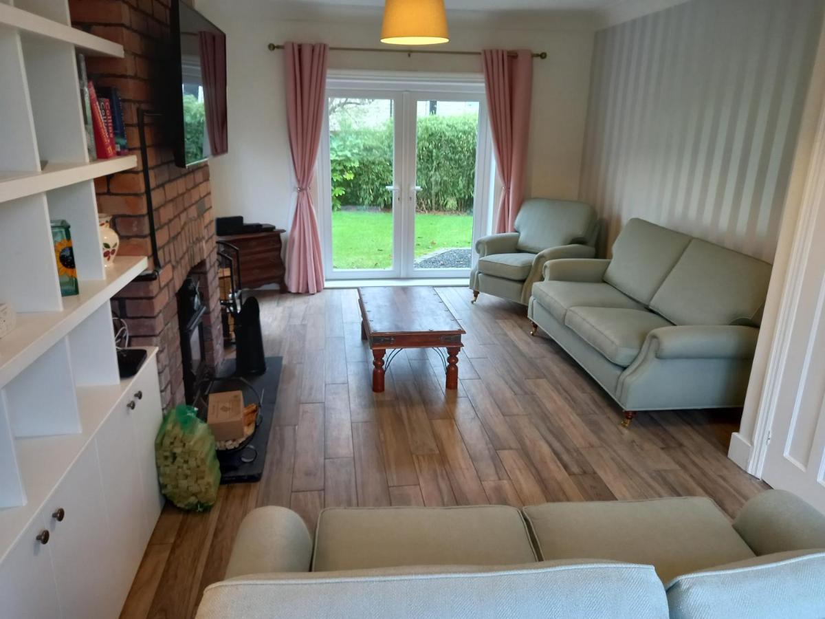 Grange Croft Villa Ben Rhydding Екстериор снимка